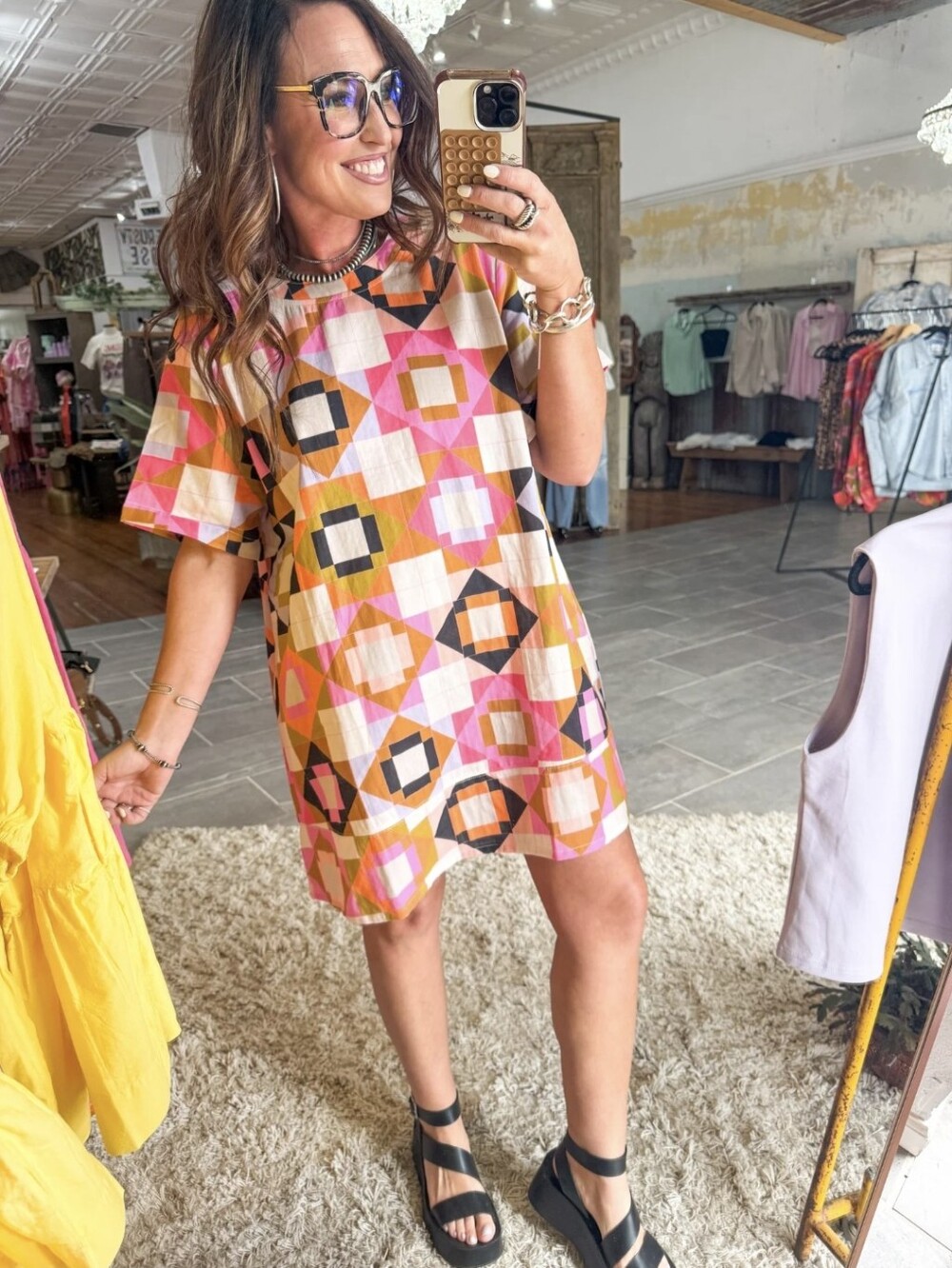 2 Fly Co. NWT PATCH PERFECT Quilt Geometric Print Short Sleeve Shift Dress